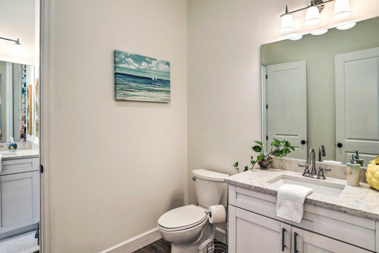 Tampa House With Patio, Near Downtown And Beaches! Εξωτερικό φωτογραφία